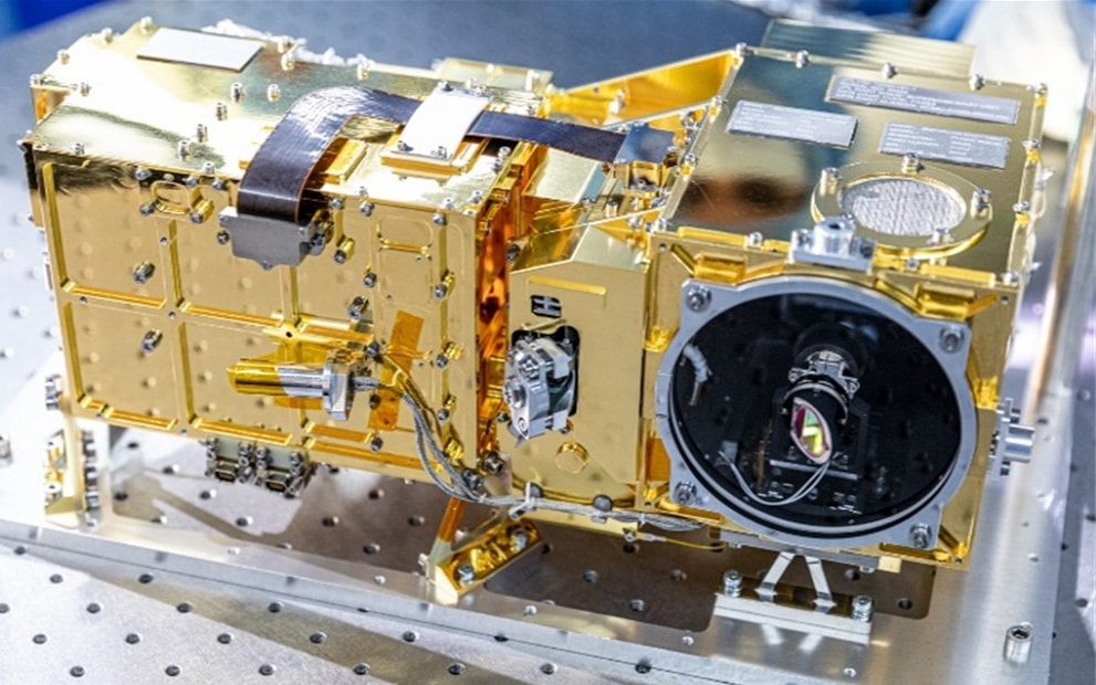 Les miroirs de Winlight System intégrés au modèle de vol SuperCam installés sur le rover par la NASA Bertin Technologies 73221